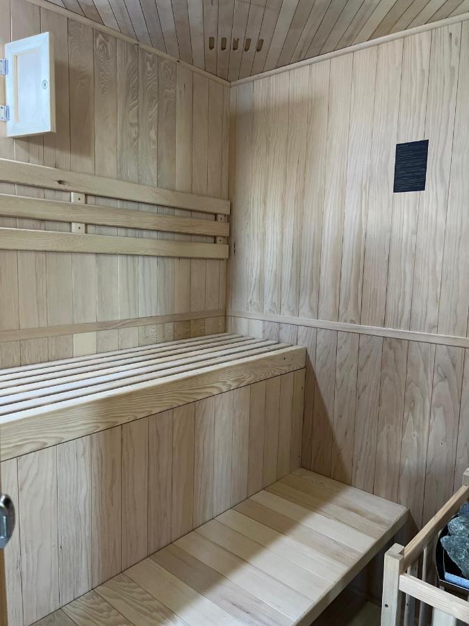 Chalet Biene - Swiss Alp Chalet With Sauna And Jacuzzi Ulrichen Kültér fotó